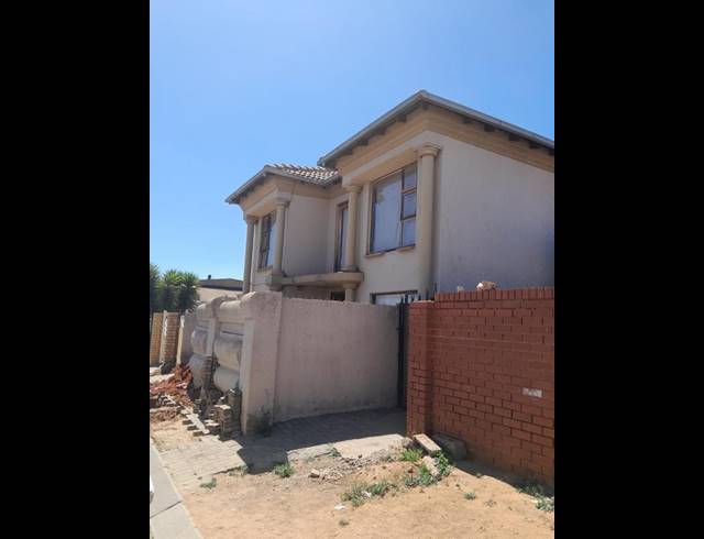 BUSINESS FOR SALE IN ILILIBA